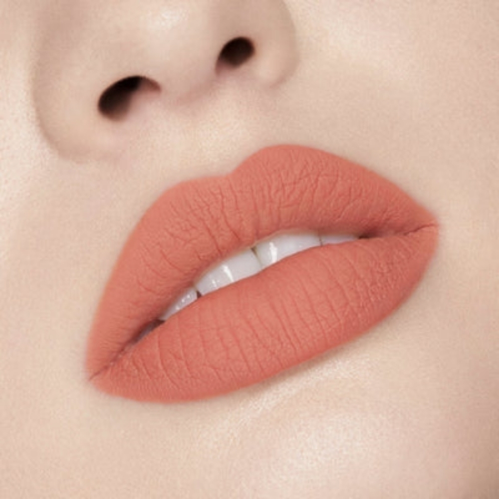 Kylie Cosmetics On Brand (Peachy Nude) Matte Liquid Lipstick - Picture 8 of 10
